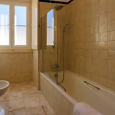 De Ourem - 4*